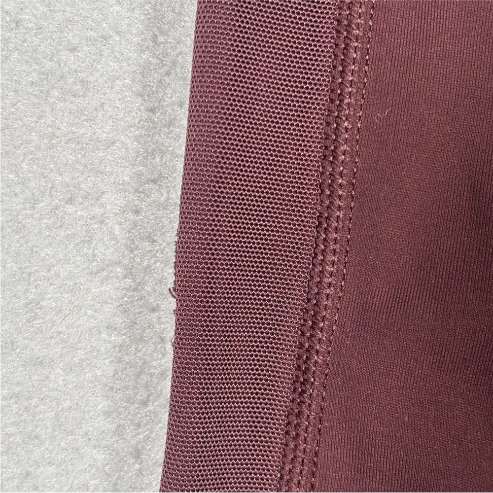 Lululemon Drop It Like It’s Hot Leggings Women’s 6 Burgundy Athlesure Workout - Picture 2 of 10